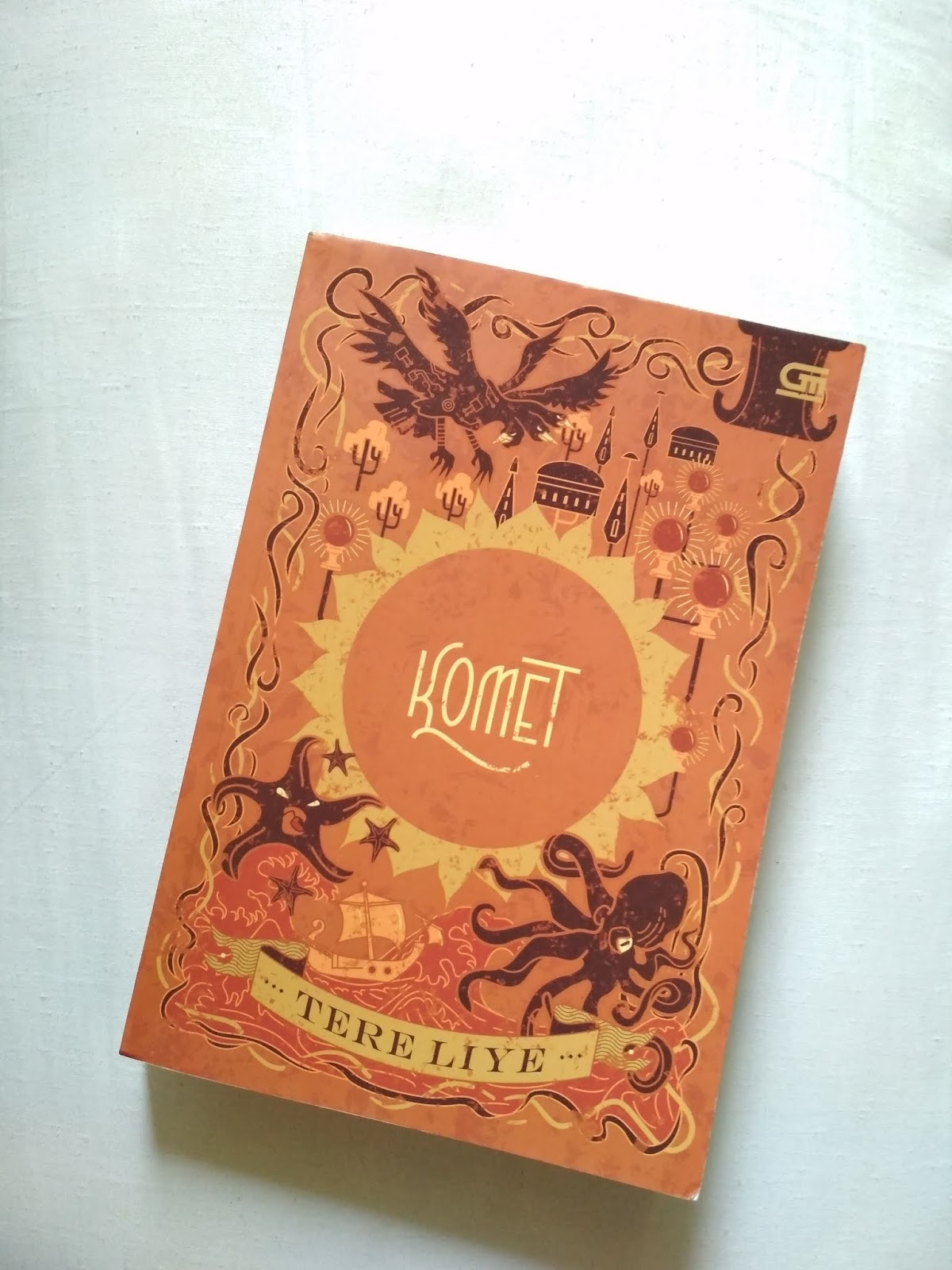 [Resensi Buku] Komet oleh Tere Liye