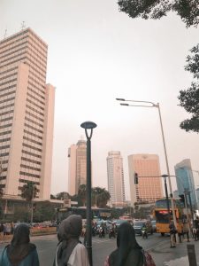 suasana perkantoran jakarta pusat memilih kost