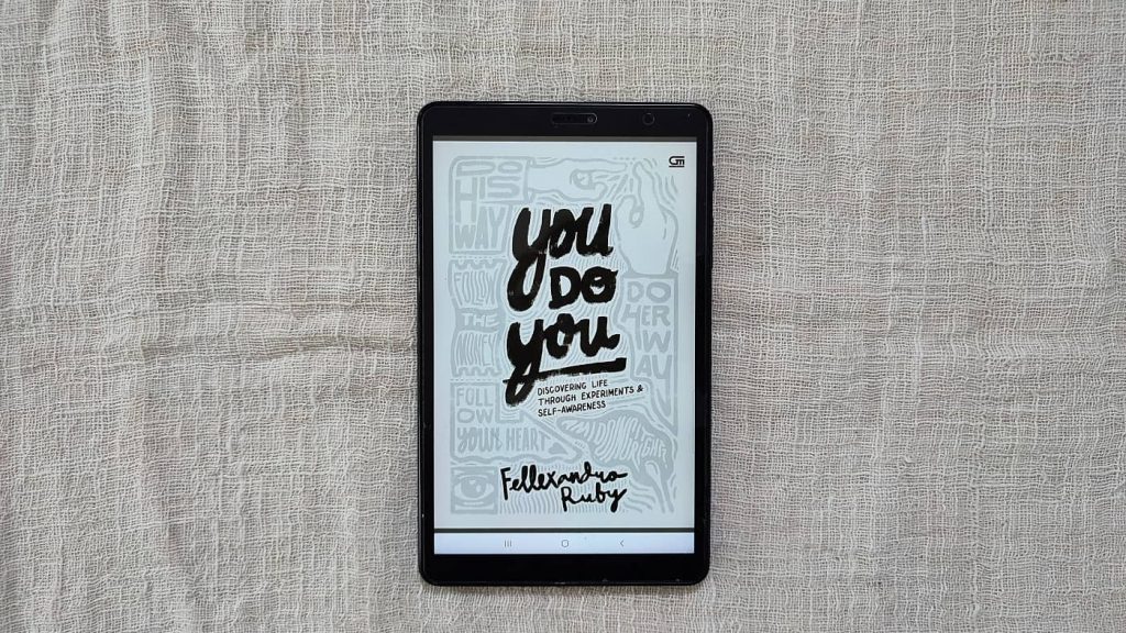 sampul depan buku You Do You oleh Fellexandro Ruby